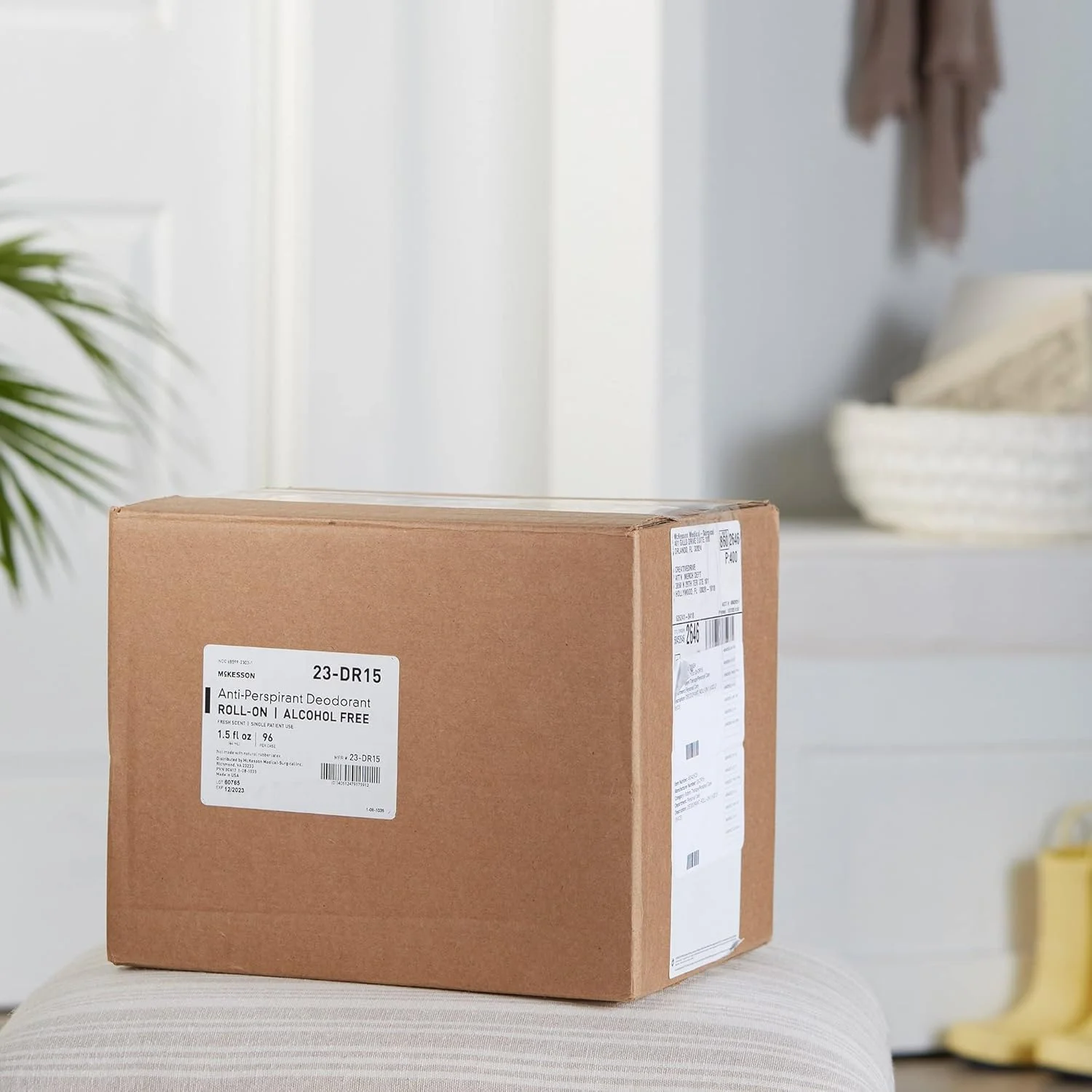 مام رولی ضد تعریق و خوشبو کننده بدن McKesson [بسته 96 عددی]، عمده، سایز کوچک مسافرتی، بدون الکل، رایحه تازه، 44 میلی لیتر