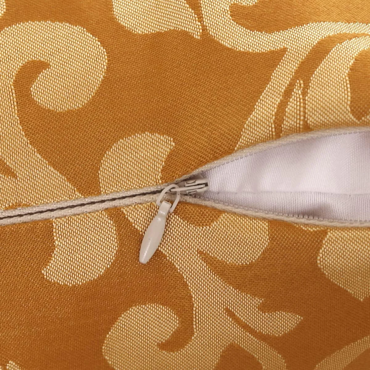 دو عدد روبالشی امبریس (45×45 سانتی متر) (بدون بالشتک داخلی)، نرم و بدون رنگ رفتگی، مدرن، دو عدد روبالشی (بدون بالشتک داخلی) دو عدد روبالشی امبریس (45×45 سانتی متر) (بدون بالشتک داخلی)، نرم و بدون رنگ رفتگی، مدرن، دو عدد روبالشی (بدون بالشتک داخلی)