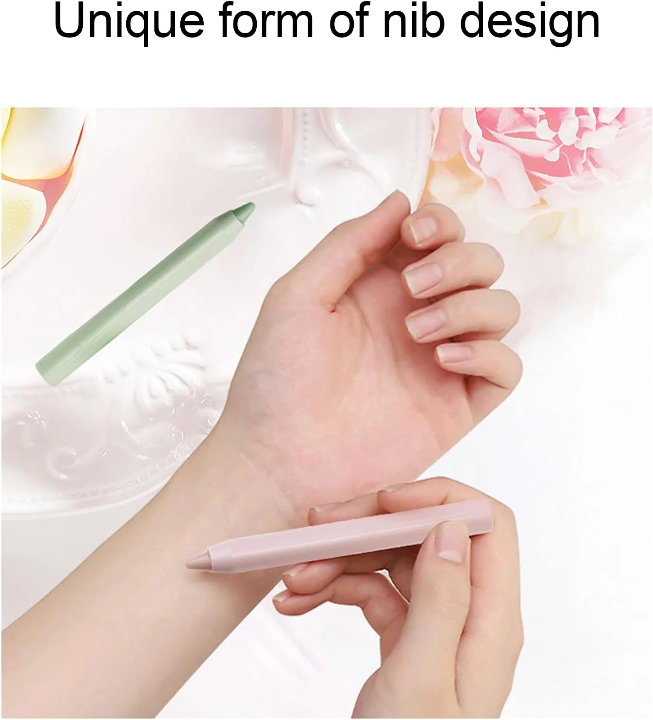 ست 4 عددی عطر جامد قلمی، دئودورانت رولی زنانه با رایحه گل و میوه، ماندگاری طولانی و جذب آسان