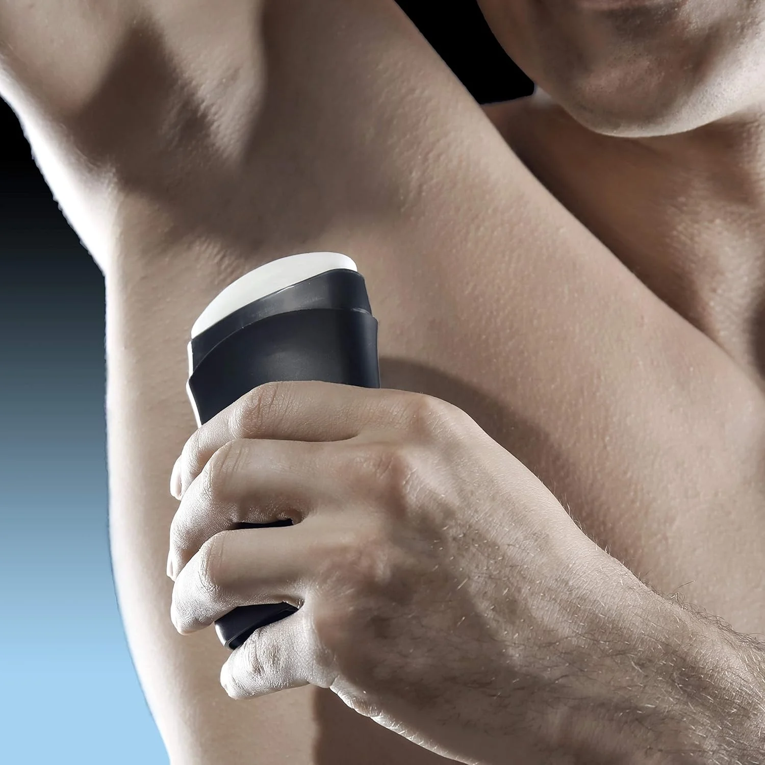 دئودورانت بدون آلومینیوم مردانه AXE Black Chill، محافظت 48 ساعته در برابر بو، 3 اونس دئودورانت بدون آلومینیوم مردانه AXE Black Chill، محافظت 48 ساعته در برابر بو، 3 اونس