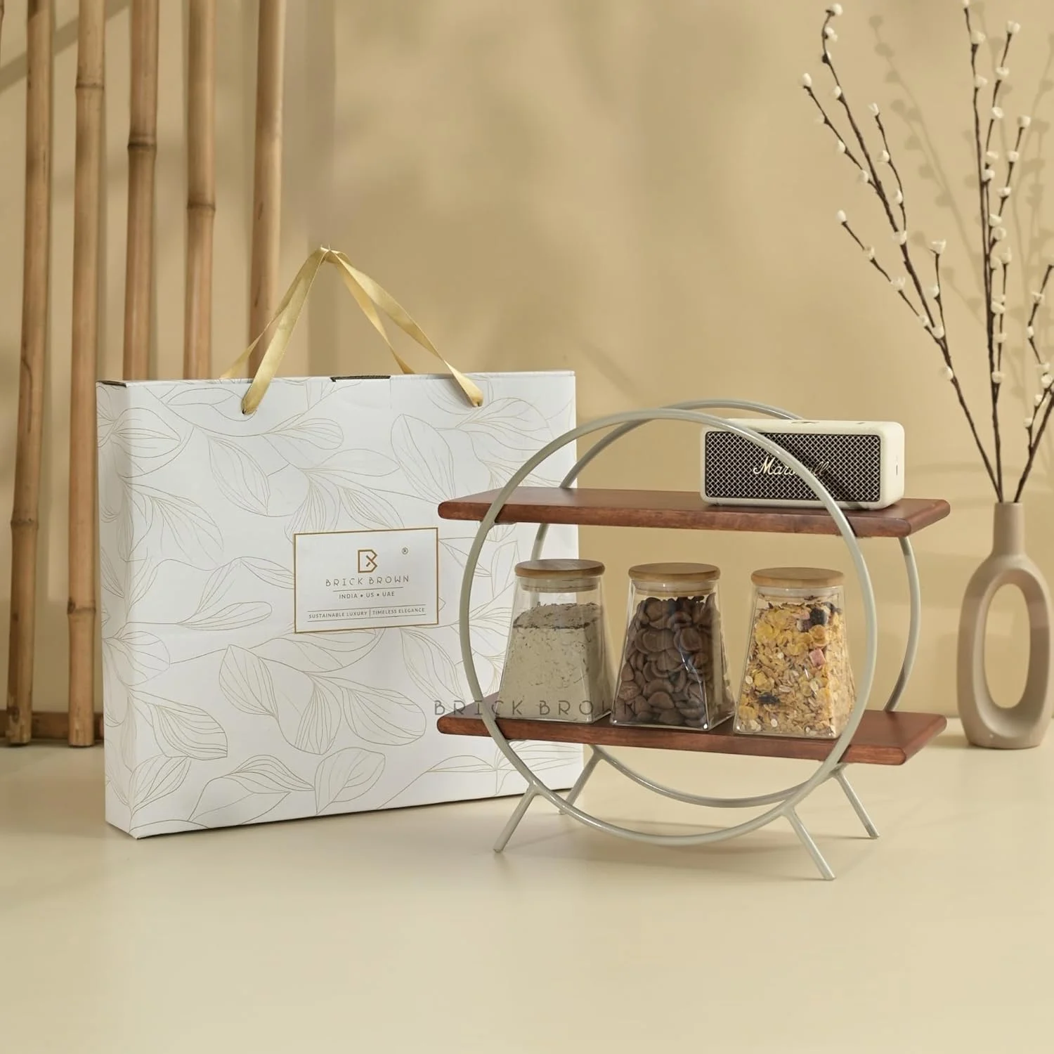 قفسه ارگانایزر/نگهدارنده وسایل منزل و آشپزخانه دایره ای ممتاز آجری رنگ، قفسه ادویه، ارگانایزر چوبی رومیزی مناسب برای دفتر، اتاق خواب | ابعاد 40.5 X 16.5 X 36.8 سانتی متر (ماهاگونی، بژ) قفسه ارگانایزر/نگهدارنده وسایل منزل و آشپزخانه دایره ای ممتاز آجری رنگ، قفسه ادویه، ارگانایزر چوبی رومیزی مناسب برای دفتر، اتاق خواب | ابعاد 40.5 X 16.5 X 36.8 سانتی متر (ماهاگونی، بژ)