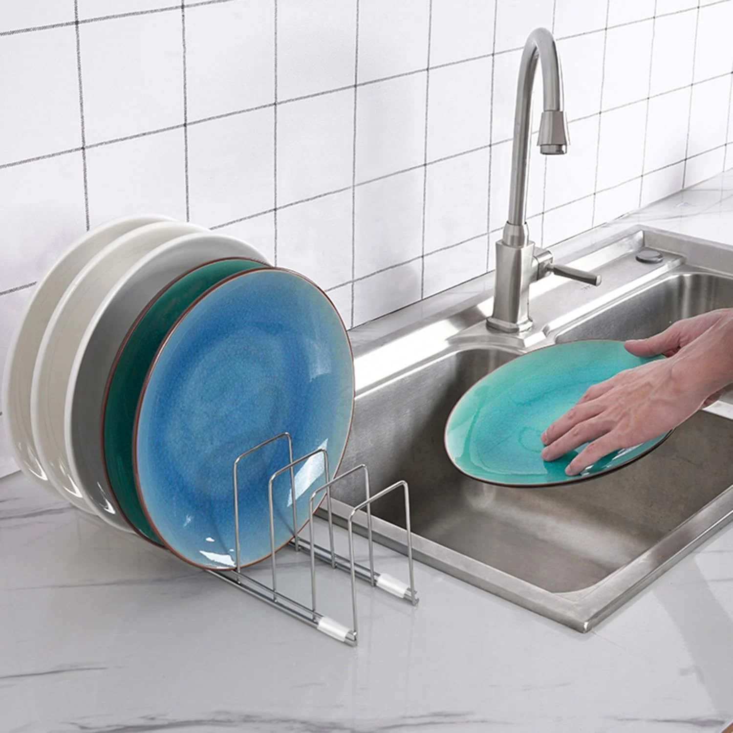 ست آبچکان استیل آزونه – سازمان دهنده ضد زنگ کابینت برای بشقاب، قابلمه، درب و لوازم پخت، ذخیره سازی فضای آشپزخانه بدون نیاز به مونتاژ (2 عدد آبچکان سفید) ست آبچکان استیل آزونه – سازمان دهنده ضد زنگ کابینت برای بشقاب، قابلمه، درب و لوازم پخت، ذخیره سازی فضای آشپزخانه بدون نیاز به مونتاژ (2 عدد آبچکان سفید)