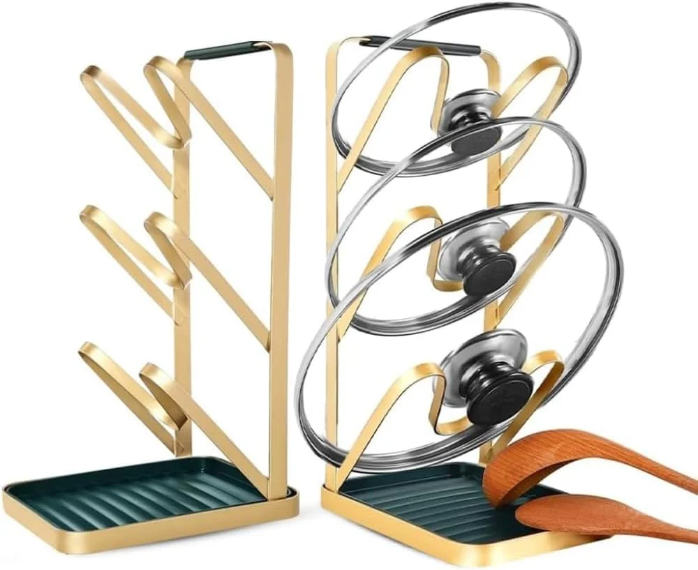 قفسه نگهدارنده درب قابلمه 3 طبقه AMERTEER – نصب چسبی و سینی چکه گیر جداشدنی، نگهدارنده درب تابه ضد زنگ برای درب کابینت، دیوار، روی کابینت – پایه نگهدارنده طلایی و سبز برای نگهداری وسایل آشپزخانه