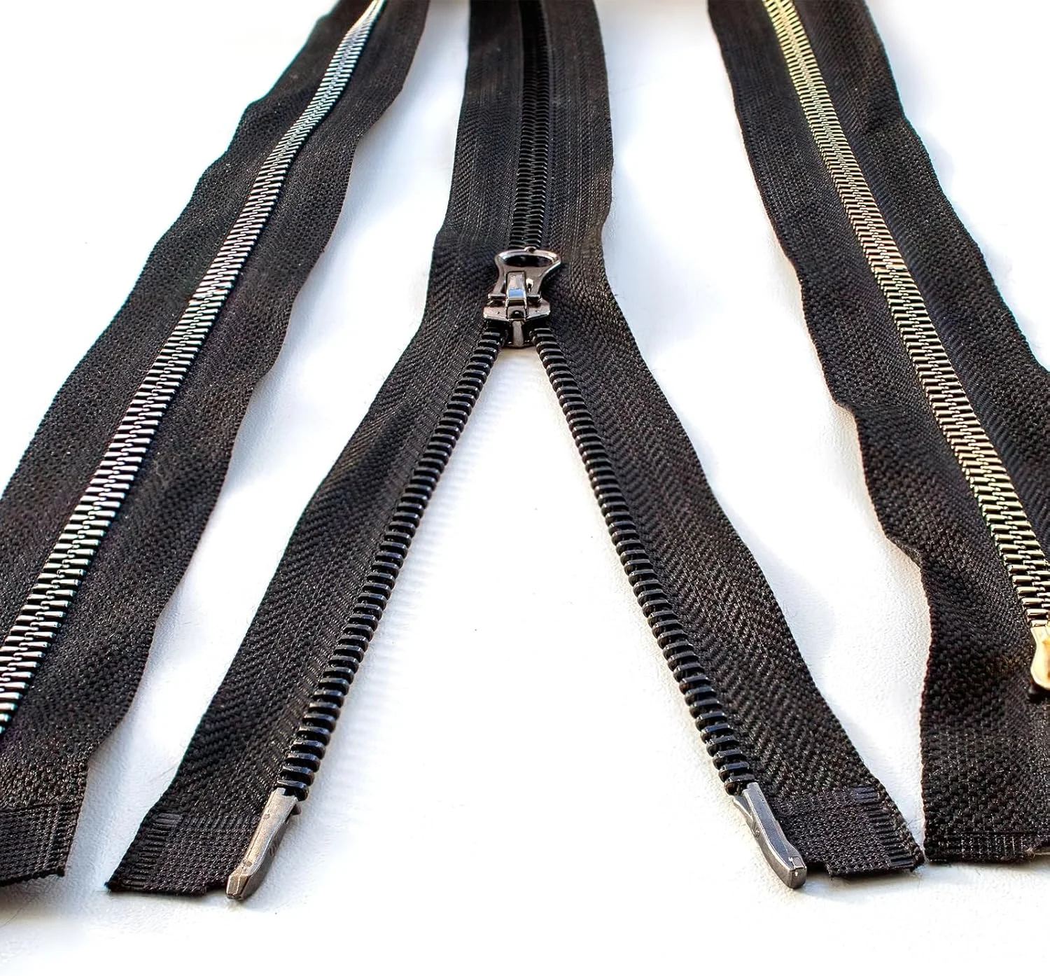 QUARKZMAN Double Open Zipper Repair Latch Kits, #3#5 Insert Pins for Jacket Coat Two Way Separating Zippers (White Gold, 10 Pairs) QUARKZMAN Double Open Zipper Repair Latch Kits, #3#5 Insert Pins for Jacket Coat Two Way Separating Zippers (White Gold, 10 Pairs)