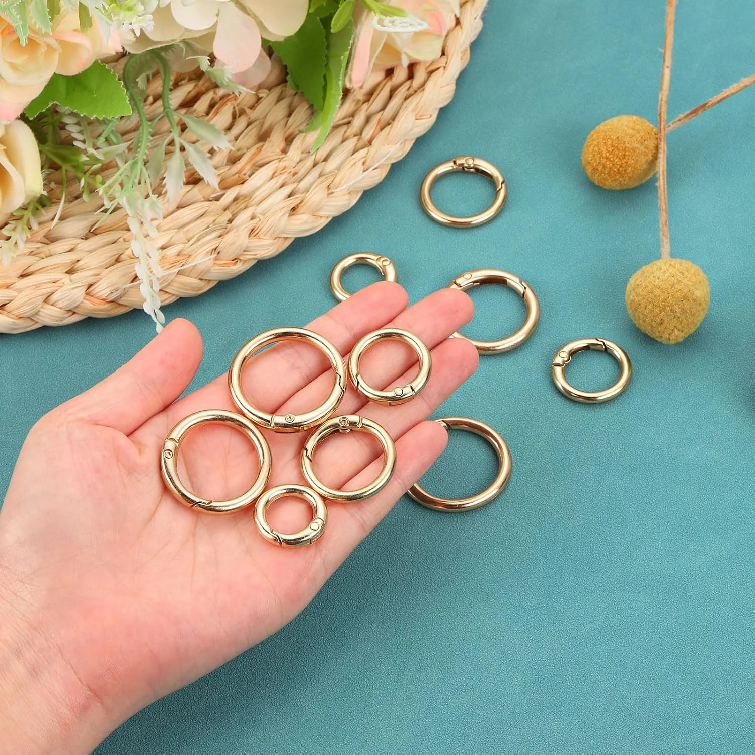 کوآرکزمان 10 عدد حلقه فنری ماشه ای گرد آلیاژ روی با قطر داخلی 1/2 اینچ (13 میلی متر)، لوازم جانبی DIY برای جاکلیدی، کیف دستی، آویز (طلایی) کوآرکزمان 10 عدد حلقه فنری ماشه ای گرد آلیاژ روی با قطر داخلی 1/2 اینچ (13 میلی متر)، لوازم جانبی DIY برای جاکلیدی، کیف دستی، آویز (طلایی)
