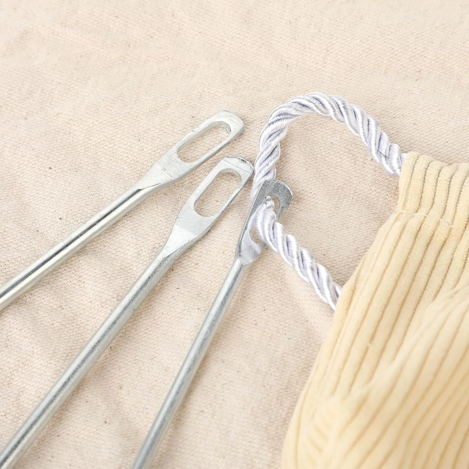 ابزار نخ کشی آسان Qianyu شامل 3 عدد، سوزن نخ کشی ساده، کیت سوزن جایگزین نخ کشی سریع برای هودی، ژاکت، شلوار ورزشی، شلوارک شنا، شورت، شلوار، طناب های ضخیم تر