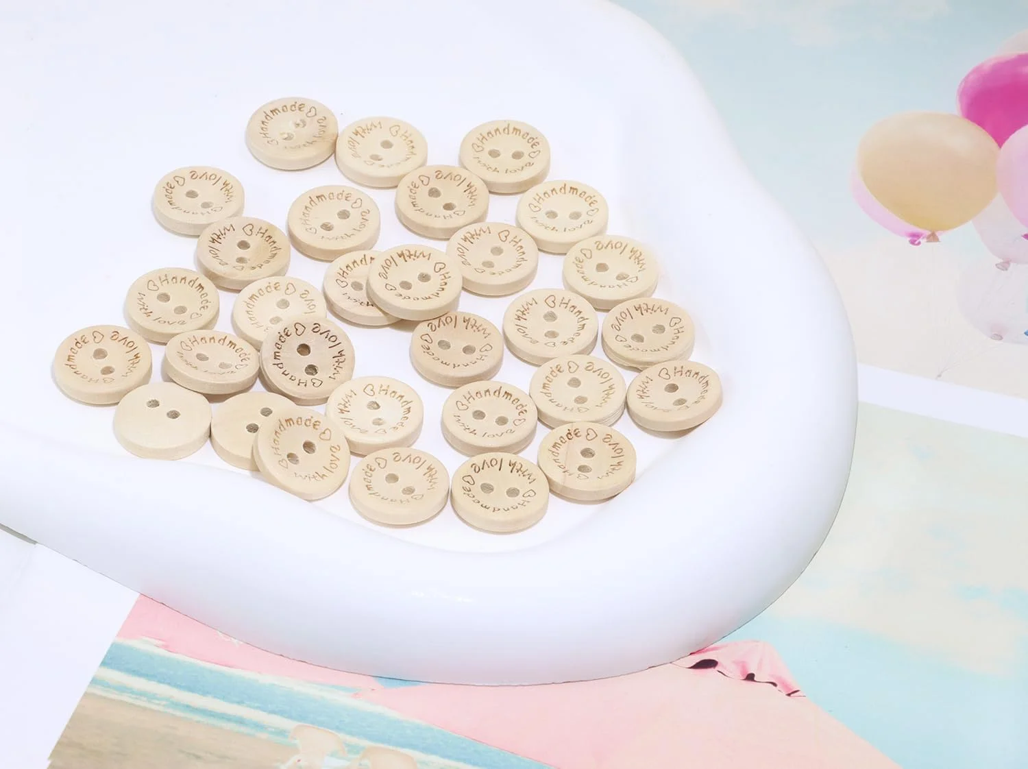 برچسب دکمه ای چوبی گرد 15 میلی متری دست ساز با عشق PPhtony، بسته 30 عددی، دارای 2 سوراخ برای کلاه، دستکش، خیاطی، اسکرپ بوک، لباس، تزئینات کریسمس، هدایای قلاب بافی خانگی، هنر و صنایع دستی، پروژه بافتنی برچسب دکمه ای چوبی گرد 15 میلی متری دست ساز با عشق PPhtony، بسته 30 عددی، دارای 2 سوراخ برای کلاه، دستکش، خیاطی، اسکرپ بوک، لباس، تزئینات کریسمس، هدایای قلاب بافی خانگی، هنر و صنایع دستی، پروژه بافتنی