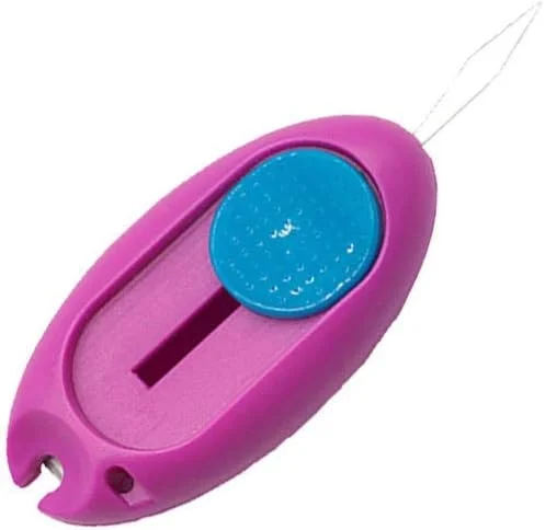 نخ‌کش سوزن پلاستیکی، نخ‌کش خودکار سوزن خیاطی برای دوخت دستی و چرخ خیاطی (قرمز)