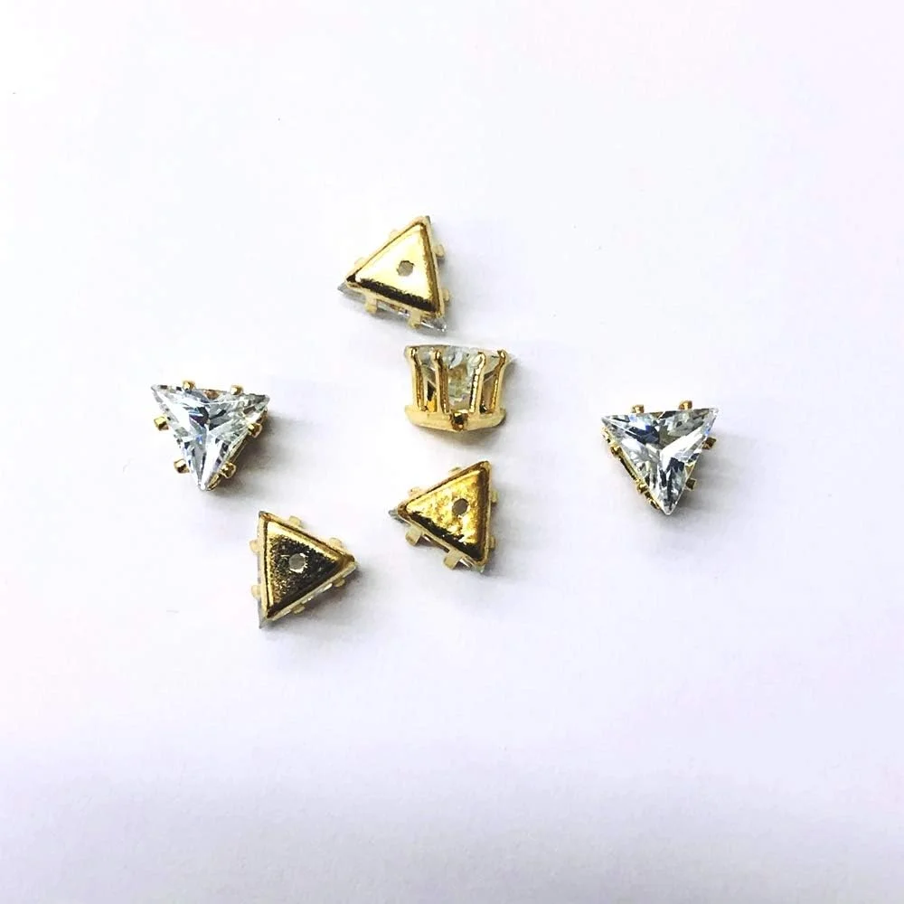 72 عدد کریستال مثلثی شکل با گیره طلایی، رنگ کریستالی، 6x6 میلی متر