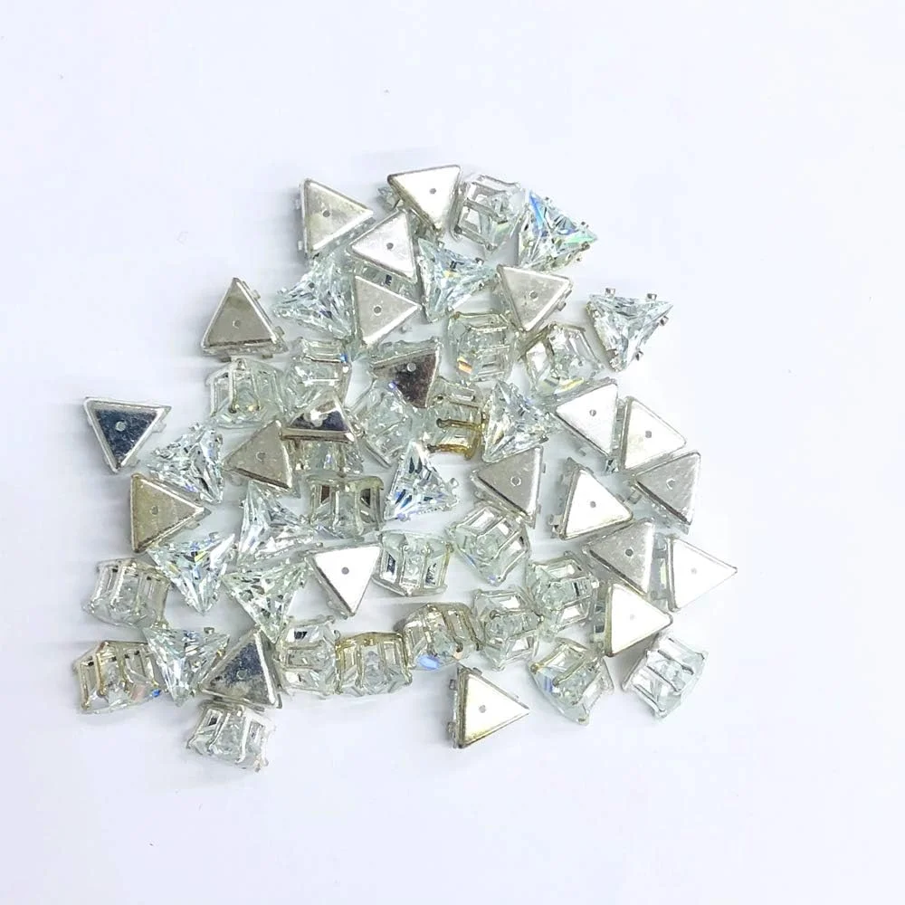 72 عدد کریستال مثلثی شکل با گیره نقره ای، رنگ کریستالی، 8x8 میلی متر