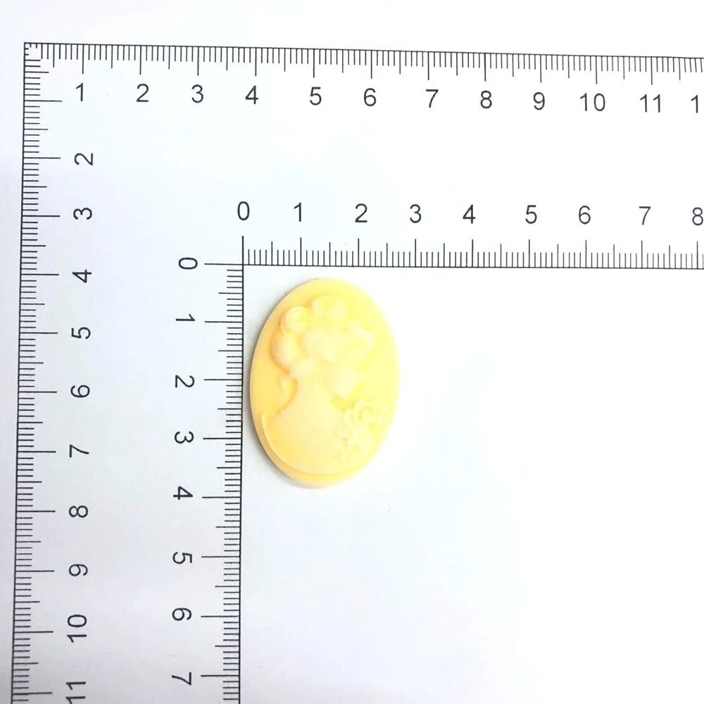 10 عدد - چهره سنت الیزابت مجارستان برای دوخت و چسباندن با چسب پلاستیکی رنگ نارنجی (سایز 26x36 میلی متر)