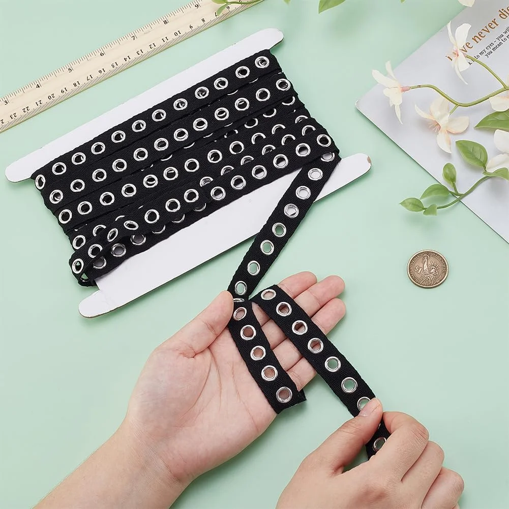 نوار تزئینی پانچ PH PandaHall، 4.5 متر، مشکی، عرض 20 میلی متر، نوار اریب سوراخ دار با حلقه های پانچ 6 میلی متری برای دوخت لباس، کرست، پیراهن، کت، کفش و صنایع دستی