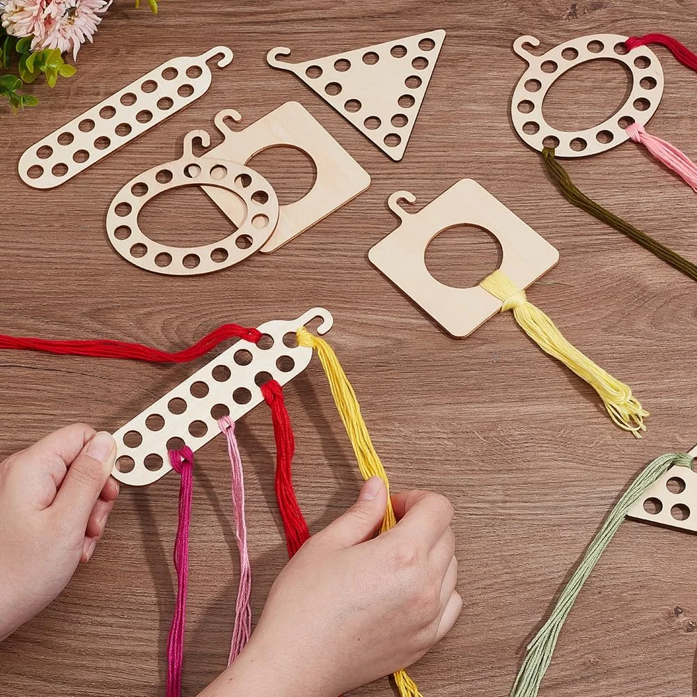 پی اچ پانداهال 8 عدد سازمان دهنده نخ گلدوزی چوبی در 4 مدل با قلاب، سازمان دهنده نخ بخیه متقاطع با سوراخ، نگهدارنده نخ چوبی برای صنایع دستی، دوخت بخیه متقاطع، ذخیره سازی نخ گلدوزی