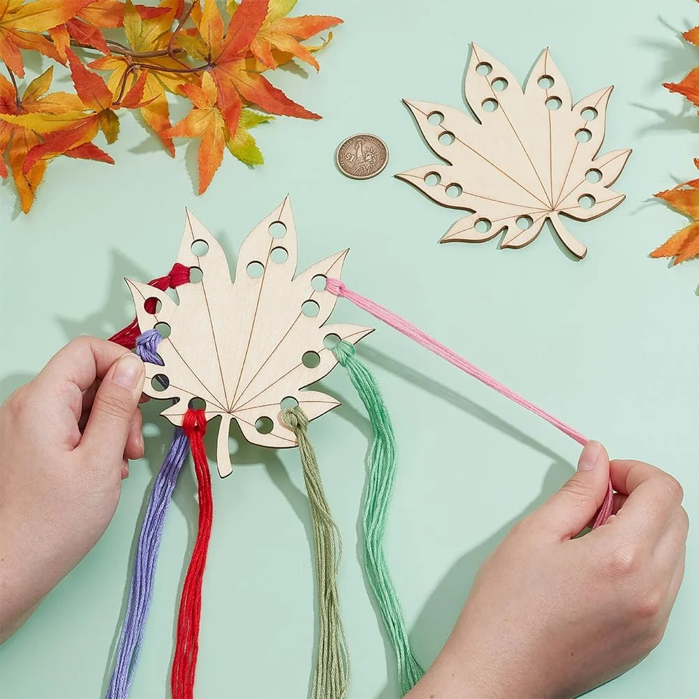 PH PandaHall 5 عدد سازمان دهنده نخ گلدوزی چوبی 15 سوراخه، نگهدارنده نخ طرح برگ، سازمان دهنده نخ کوک صلیبی چوبی برای نگهداری نخ گلدوزی و خیاطی کوک صلیبی، 118x140 میلی متر