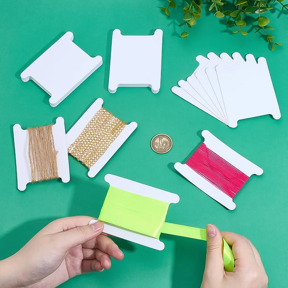 پی اچ پانداهال، بسته 50 عددی ماسوره کاغذی سفید، ماسوره نخ، ماسوره تخت، قرقره نخ، سازمان دهنده ذخیره سازی روبان، نگهدارنده نخ کاغذی برای گلدوزی، دوخت متقاطع، کاردستی، خیاطی DIY