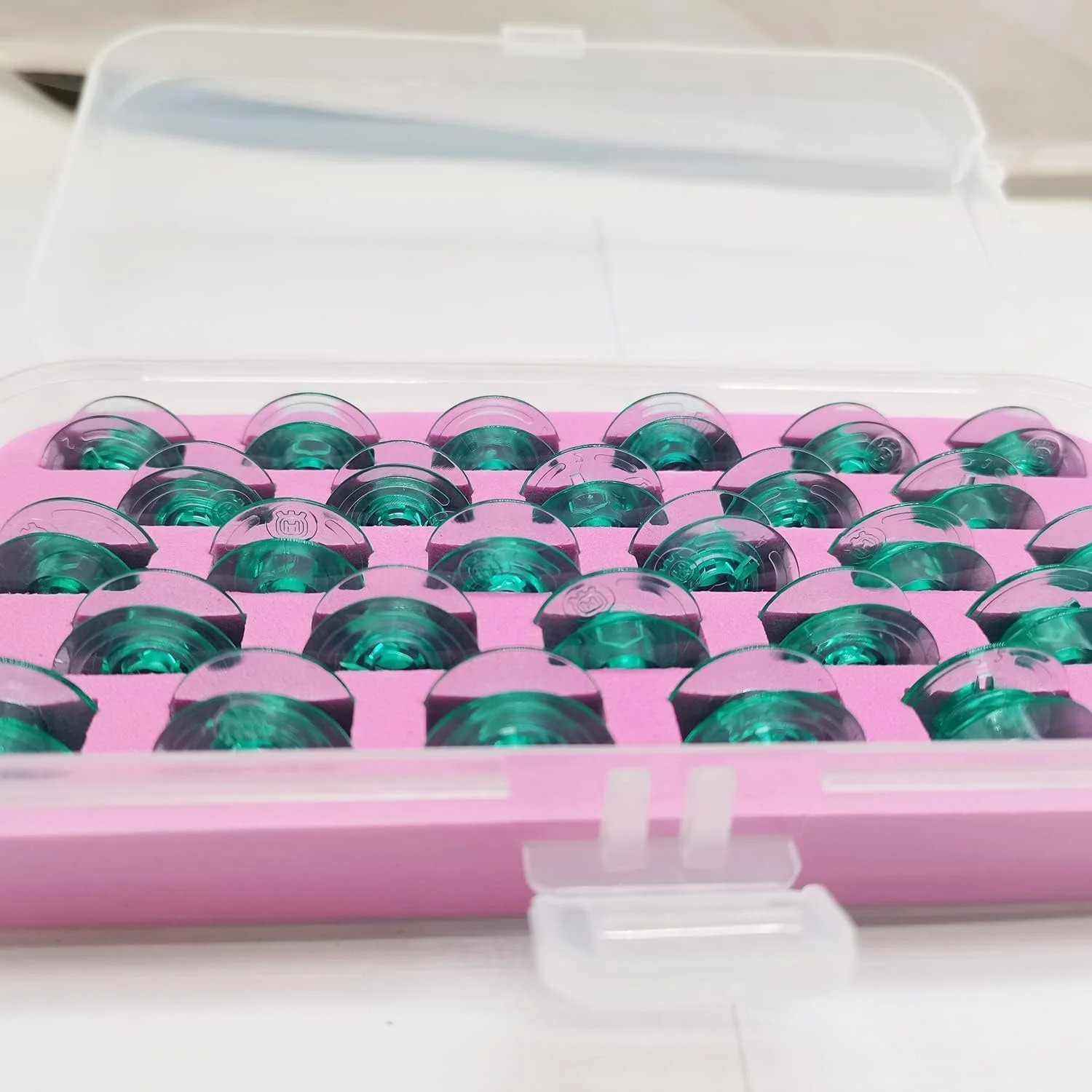 YICBOR 28PCs/Box Green Bobbins Compatible with Husqvarna Viking Sewing Machine #4131825-45 4123078-G YICBOR 28PCs/Box Green Bobbins Compatible with Husqvarna Viking Sewing Machine #4131825-45 4123078-G