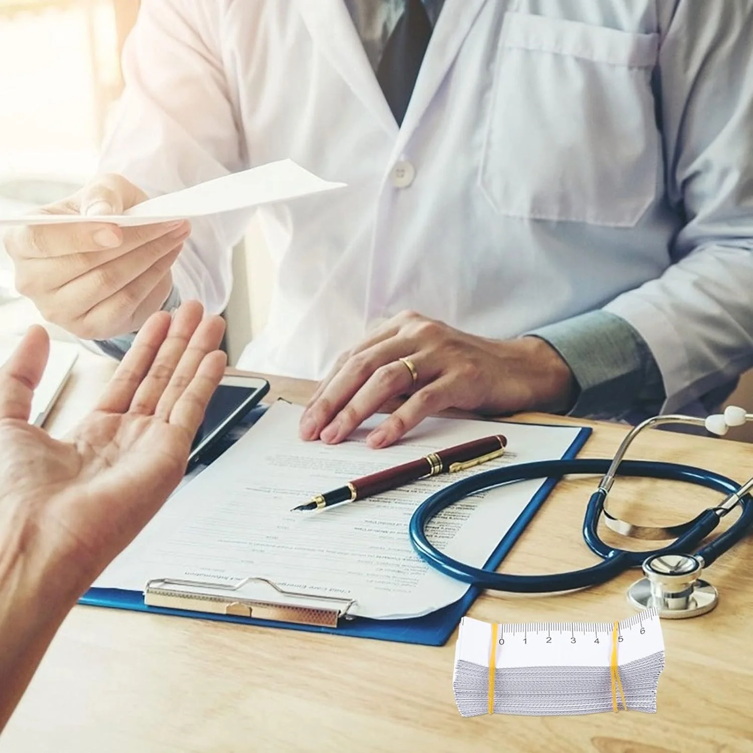 نوار اندازه گیری کاغذی 1 متری DOITOOL، بسته 100 عددی خط کش های یکبار مصرف برای اندازه گیری زخم، نوار اندازه گیری دور سر دو طرفه، مورد استفاده در آموزش و پرورش برای اندازه گیری سر نوزادان در کلینیک ها، کلاس های درس و دفاتر