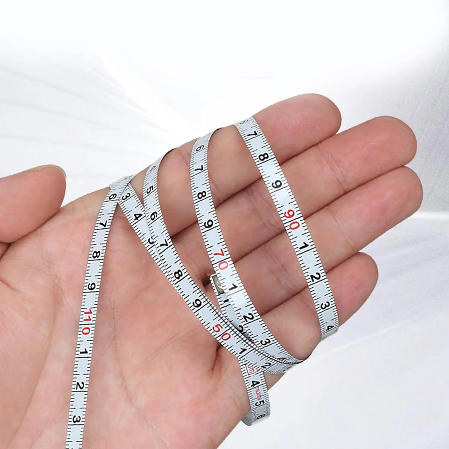 جاکلیدی متر نواری فولادی سبک وزن، متر نواری جاکلیدی، مقیاس واضح، جنس فولاد کربنی، ابزار اندازه گیری قابل حمل و کاربردی، دارای سگک کوهنوردی