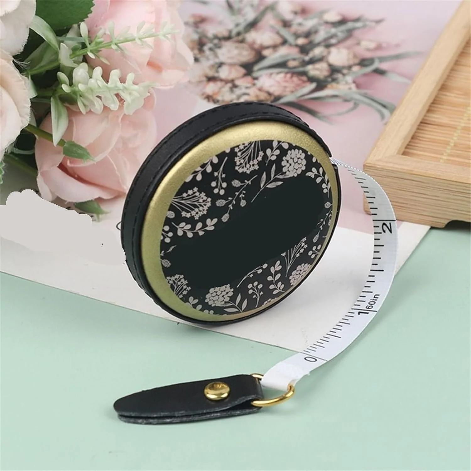 متر نواری AQHCGS، متر رولی سانتی متر اینچی، قابل حمل و جمع شونده با روکش چرمی، مناسب خیاطی