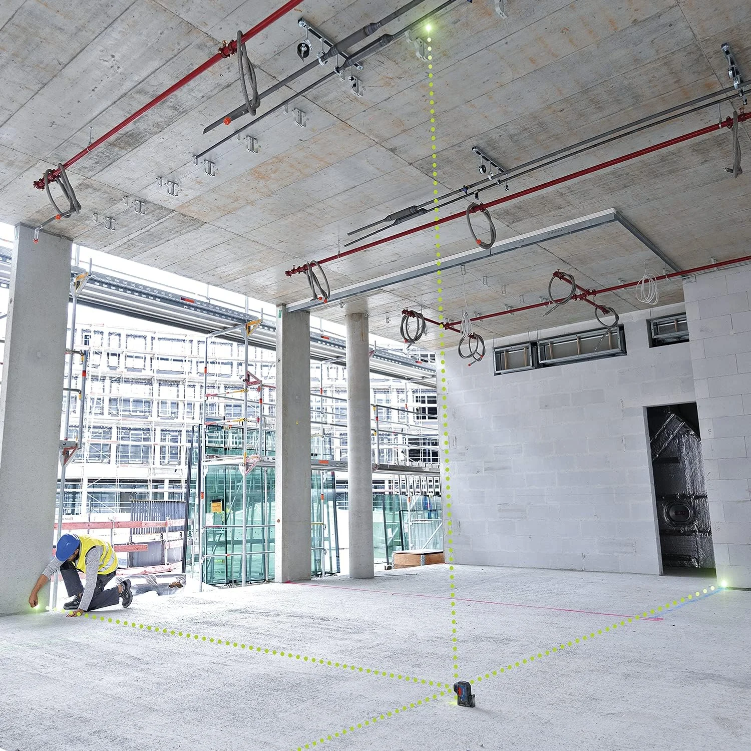 تراز لیزری 5 نقطه ای بوش مدل GPL 5 G Professional، لیزر سبز، 30 متر، IP 65، کلید دو حالته، پایه چرخشی یکپارچه، 0.35 کیلوگرم