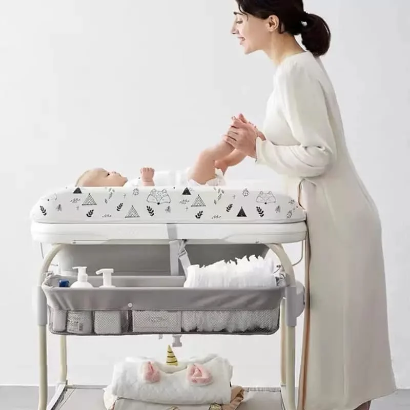 وان حمام و میز تعویض نوزاد 2 در 1 PandaEar، ایستگاه تاشو با ارتفاع قابل تنظیم و پد ضد آب با قفسه ذخیره سازی و چرخ، وان حمام نوزاد با دماسنج
