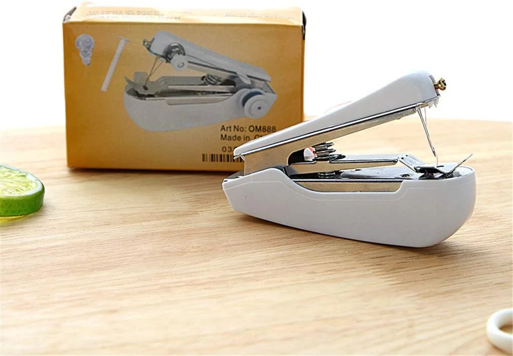 چرخ خیاطی دستی کوچک Showay Hegerby، چند منظوره، قابل حمل، خانگی، بی سیم، رنگ تصادفی چرخ خیاطی دستی کوچک Showay Hegerby، چند منظوره، قابل حمل، خانگی، بی سیم، رنگ تصادفی