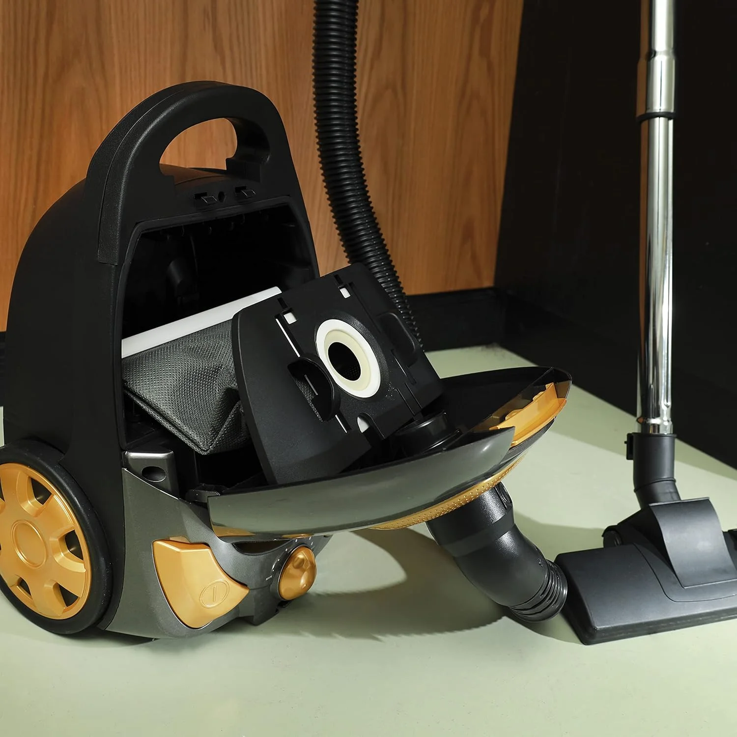 جاروبرقی 2200 وات کریپتون، ظرفیت 3 لیتر با سیم برق 5 متری، چند رنگ، Knvc6296