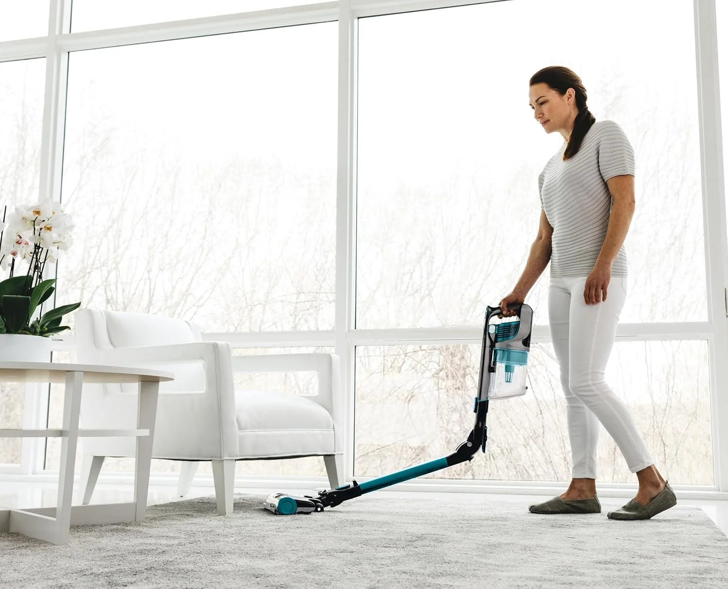 جاروبرقی عصایی شارژی Shark با فناوری Flex، ضد گره خوردگی مو، مناسب فرش و سطوح سخت، جاروبرقی ضد آلرژی، آبی طاووسی/خاکستری زغالی، IZ102ME جاروبرقی عصایی شارژی Shark با فناوری Flex، ضد گره خوردگی مو، مناسب فرش و سطوح سخت، جاروبرقی ضد آلرژی، آبی طاووسی/خاکستری زغالی، IZ102ME