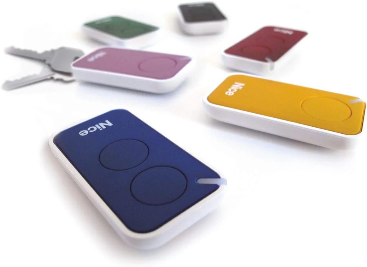 ریموت کنترل نایس INTI 2، فرکانس 433.920 مگاهرتز، مشکی ریموت کنترل نایس INTI 2، فرکانس 433.920 مگاهرتز، مشکی