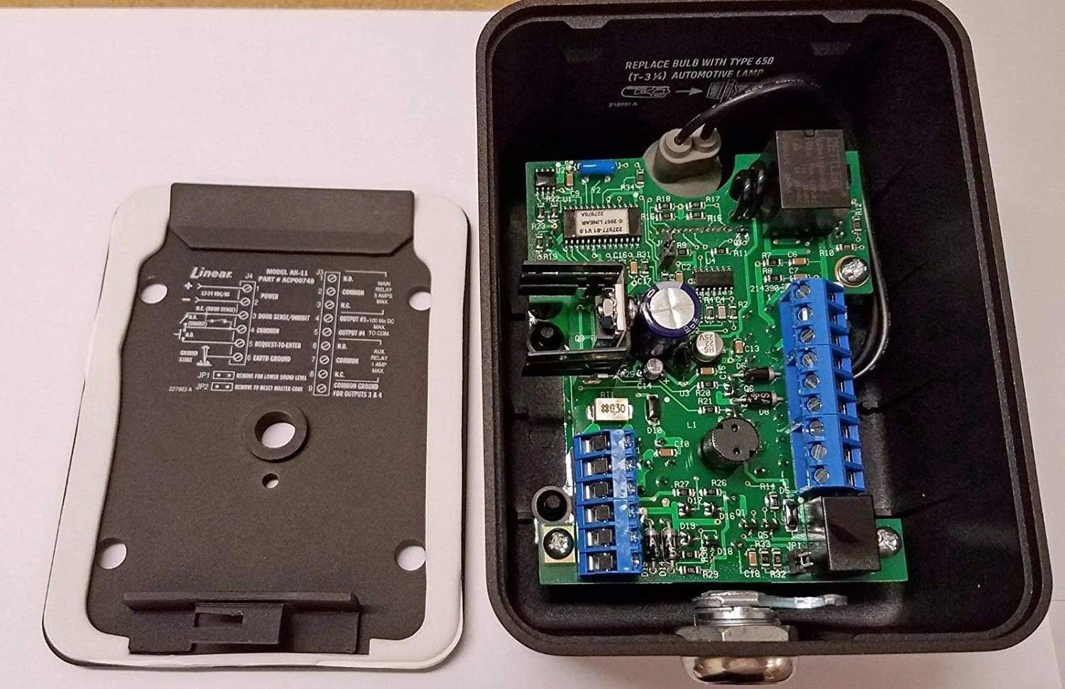 صفحه کلید دیجیتال بیرونی مدل AK-11 برای کنترل دسترسی درب صفحه کلید دیجیتال بیرونی مدل AK-11 برای کنترل دسترسی درب