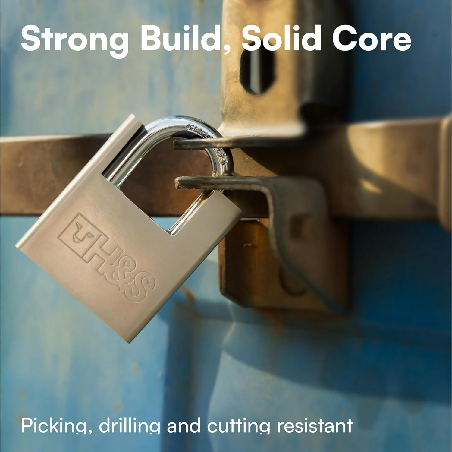قفل H&S با امنیت بالا، 2 عدد قفل با 5 کلید - قفل سنگین و ضد آب 60 میلی متری (2.4 اینچ) و مجموعه کلید - قفل مناسب برای فضای باز، ایده آل برای انبار، کانتینر، گاراژ، کرکره یا دروازه قفل H&S با امنیت بالا، 2 عدد قفل با 5 کلید - قفل سنگین و ضد آب 60 میلی متری (2.4 اینچ) و مجموعه کلید - قفل مناسب برای فضای باز، ایده آل برای انبار، کانتینر، گاراژ، کرکره یا دروازه