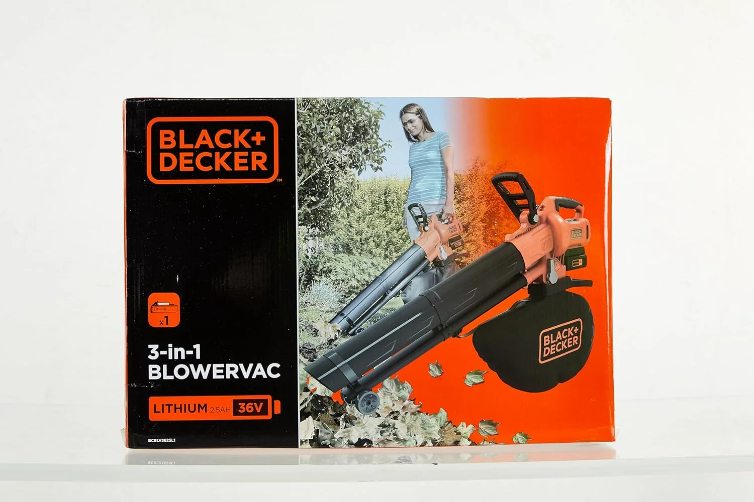 دمنده برگ باتری دار BLACK+DECKER Lausbauger BCBLV3625L1 با خردکن (کیسه جمع آوری 45 لیتری، موتور براشلس، سرعت هوای 210 کیلومتر در ساعت و قدرت مکش بالا - 36 ولت، شامل باتری و شارژر)