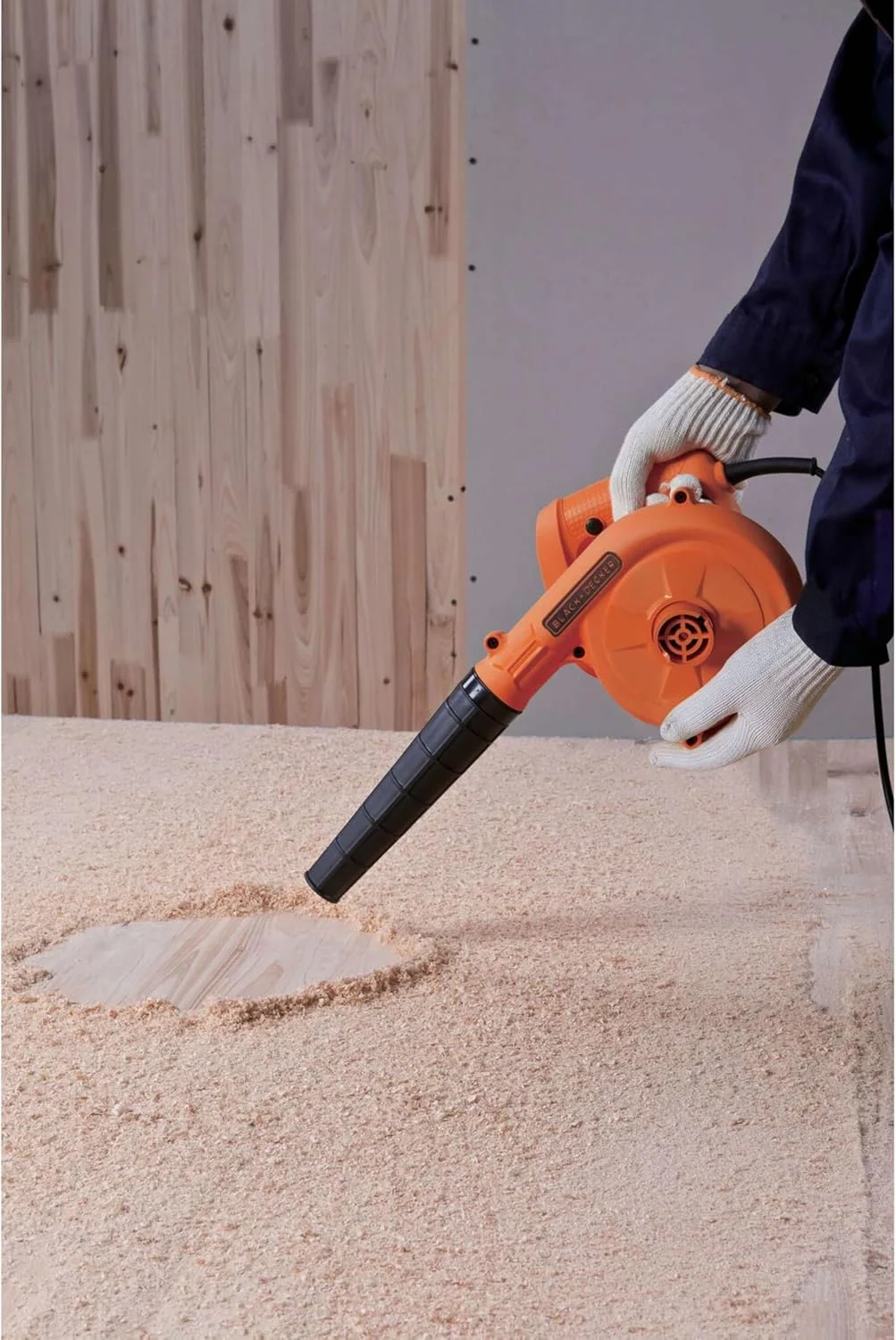 دمنده/مکنده برقی تک سرعته 530 وات بلک اند دکر با سرعت 16000 دور در دقیقه به همراه کیسه جمع آوری مدل Bdb530-B5 مناسب برای خانه و باغ دمنده/مکنده برقی تک سرعته 530 وات بلک اند دکر با سرعت 16000 دور در دقیقه به همراه کیسه جمع آوری مدل Bdb530-B5 مناسب برای خانه و باغ