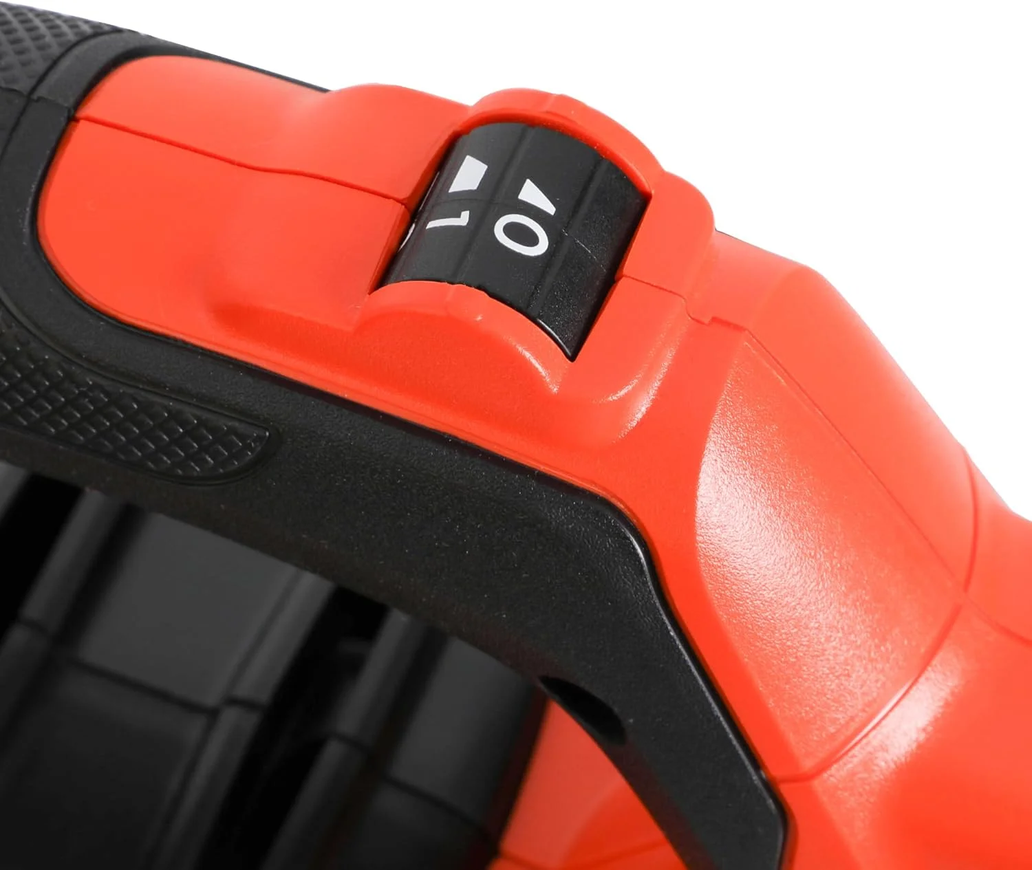 دستگاه دمنده، جاروبرقی و خردکن برگ 3 در 1 بلک اند دکر 3000 وات با کوله پشتی جمع آوری 72 لیتری مدل BEBLV300-QS