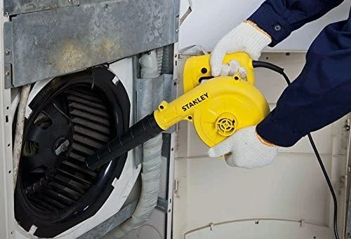 دمنده متغیر سرعت 600 وات استنلی مدل STPT600-B5 دمنده متغیر سرعت 600 وات استنلی مدل STPT600-B5