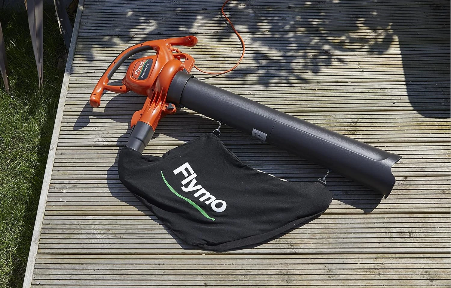 دمنده و مکنده برقی باغچه ای Flymo PowerVac 2700 | دمنده، مکنده و خردکن برگ قدرتمند 3 در 1 | 2700 وات، نارنجی دمنده و مکنده برقی باغچه ای Flymo PowerVac 2700 | دمنده، مکنده و خردکن برگ قدرتمند 3 در 1 | 2700 وات، نارنجی