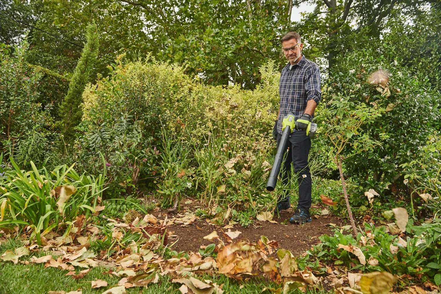 دمنده جمع و جور براشلس 18 ولت Ryobi RY18BLCXA-0 ONE+ (باتری و شارژر شامل نمی شود)