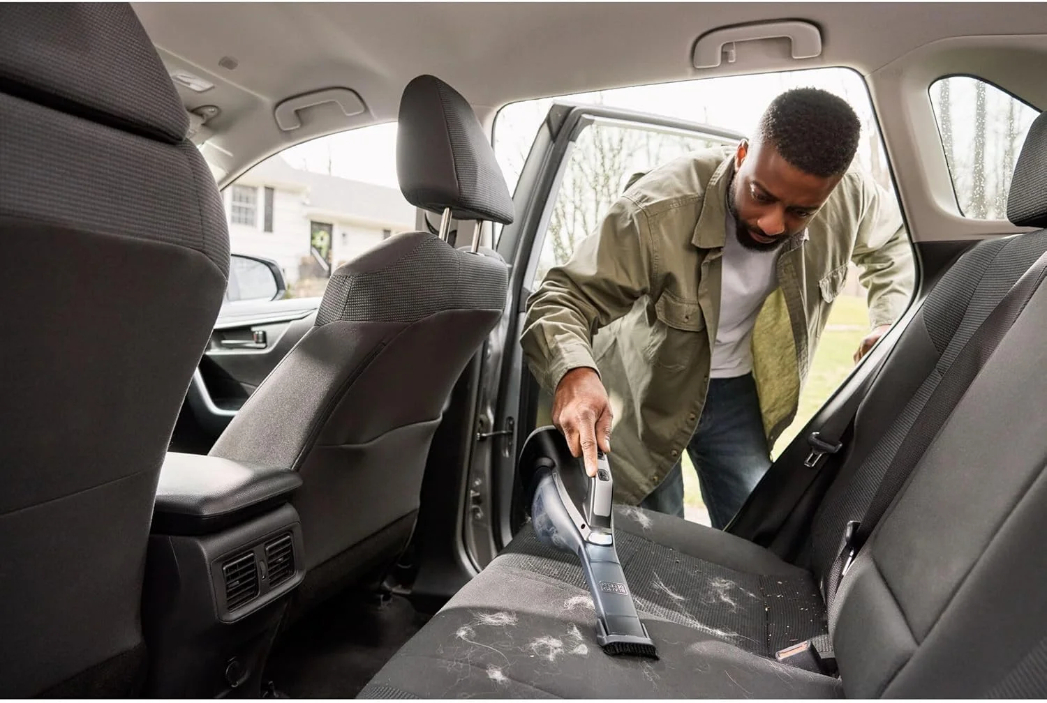 جاروبرقی دستی BLACK+DECKER Flash، چراغ LED برای دیدن ذرات، 12 ولت بی سیم، تخلیه سریع مخزن، برس تاشو و ابزار شکاف داخلی، DVD320J-GB جاروبرقی دستی BLACK+DECKER Flash، چراغ LED برای دیدن ذرات، 12 ولت بی سیم، تخلیه سریع مخزن، برس تاشو و ابزار شکاف داخلی، DVD320J-GB