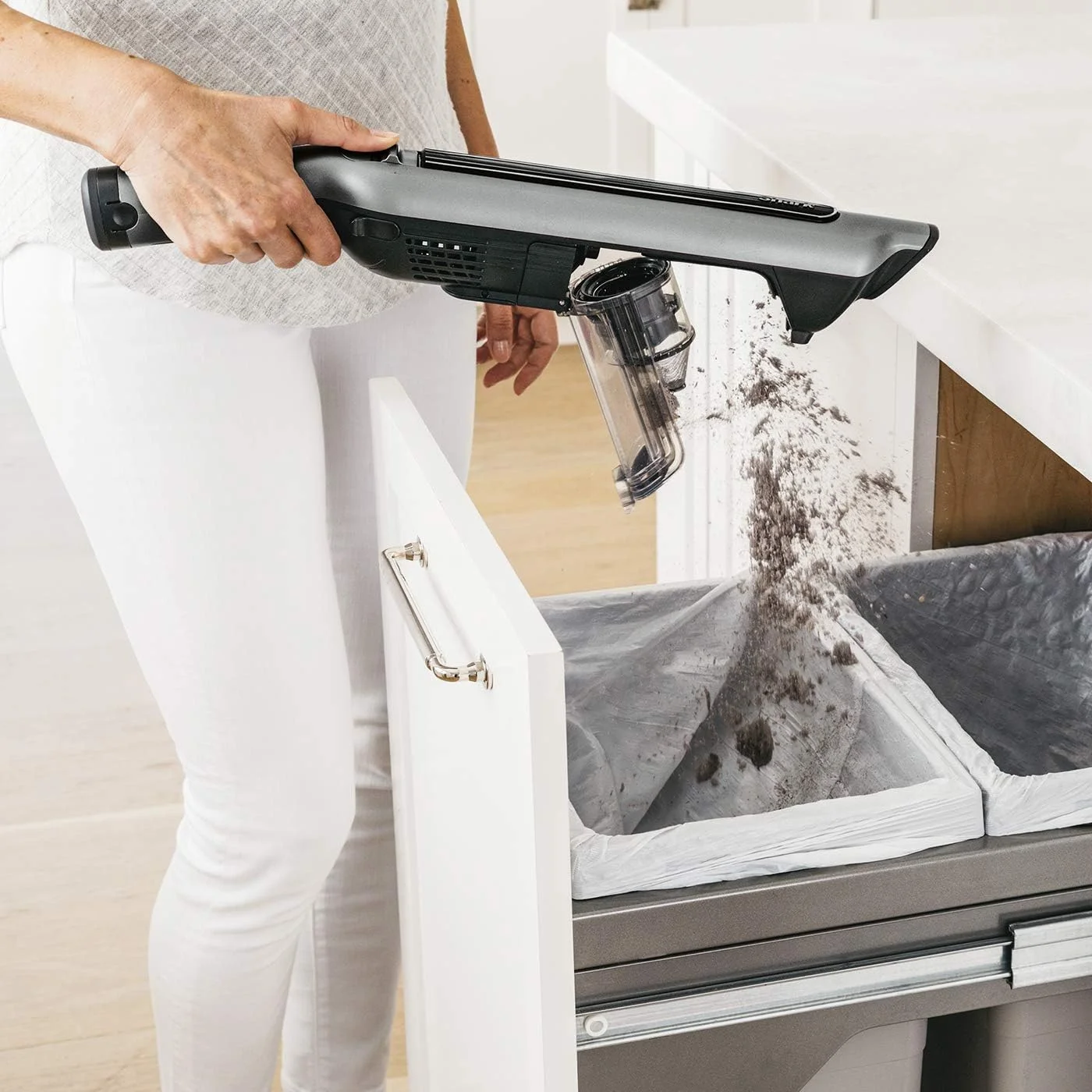 جاروبرقی شارژی دستی شارک [WV361UK] سیستم WandVac، جاروبرقی 2 در 1، فناوری ضد گره خوردن مو، تک باتری