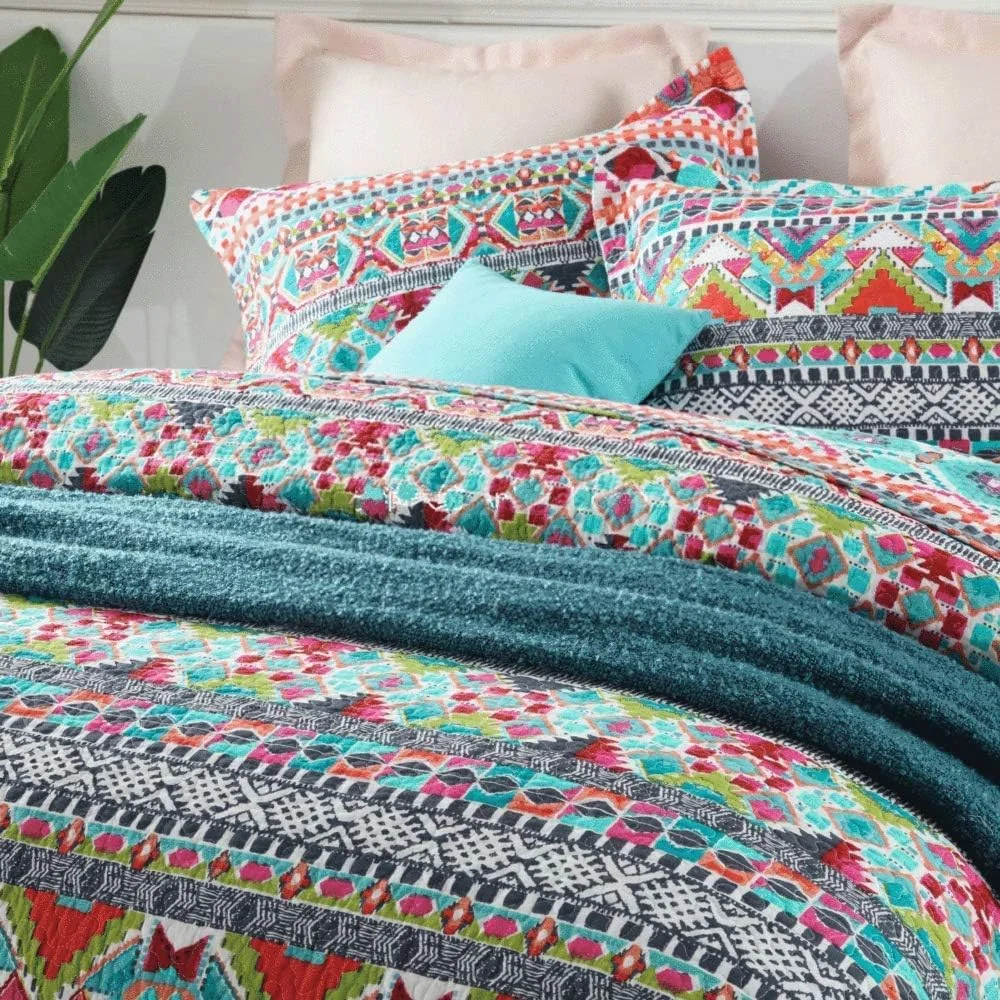 روتختی تکه دوزی شده لحافی دو نفره 3 تکه رو تختی تزئینی پتوی چهار فصل با 2 روبالشی سایز کینگ: 230X250cm+50x70cmx2 (کینگ 230x250cm+50x70cmx2) (کینگ 230x250cm+50x70cmx2)