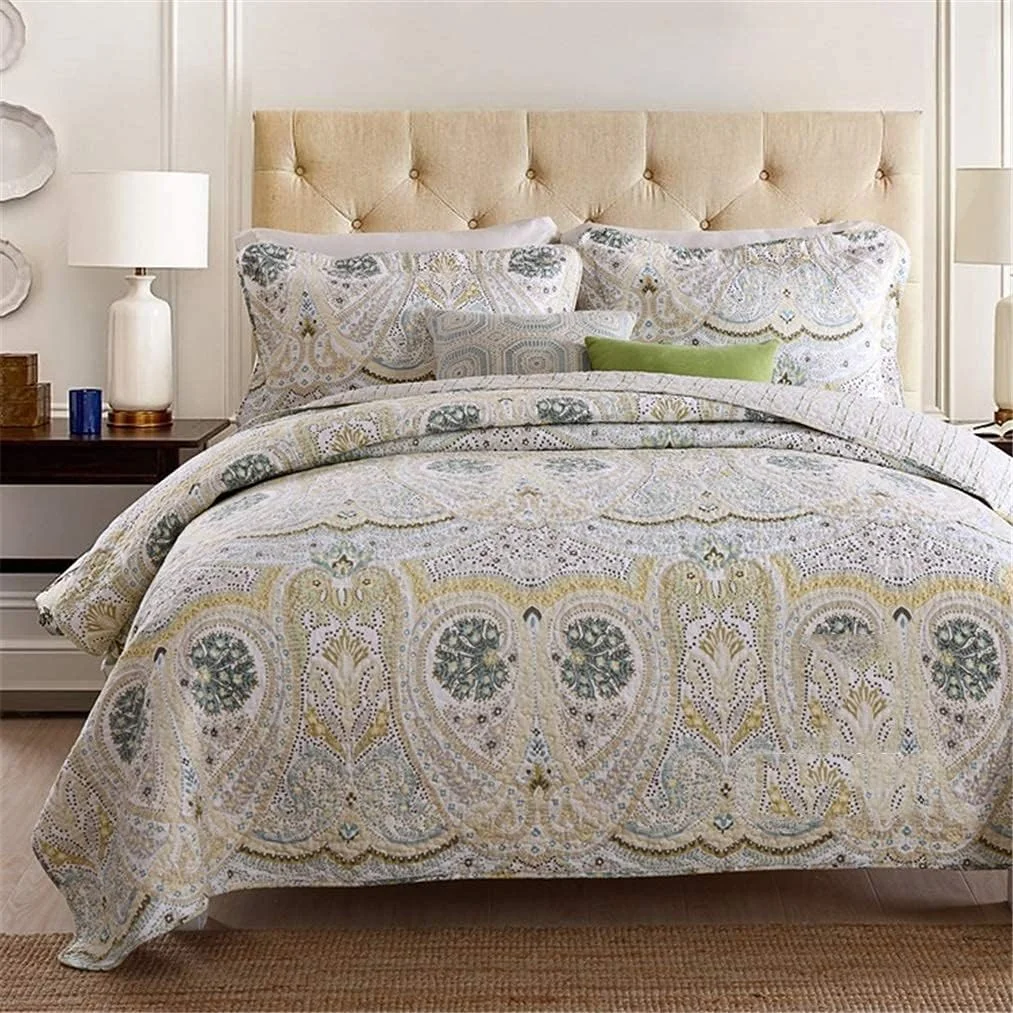 ست روتختی سه تکه طرح تکه دوزی گلدوزی شده 230x250 سانتی متر، لحاف پنبه ای به همراه روبالشتی، مناسب تخت دو نفره و کینگ سایز به همراه 2 عدد کوسن