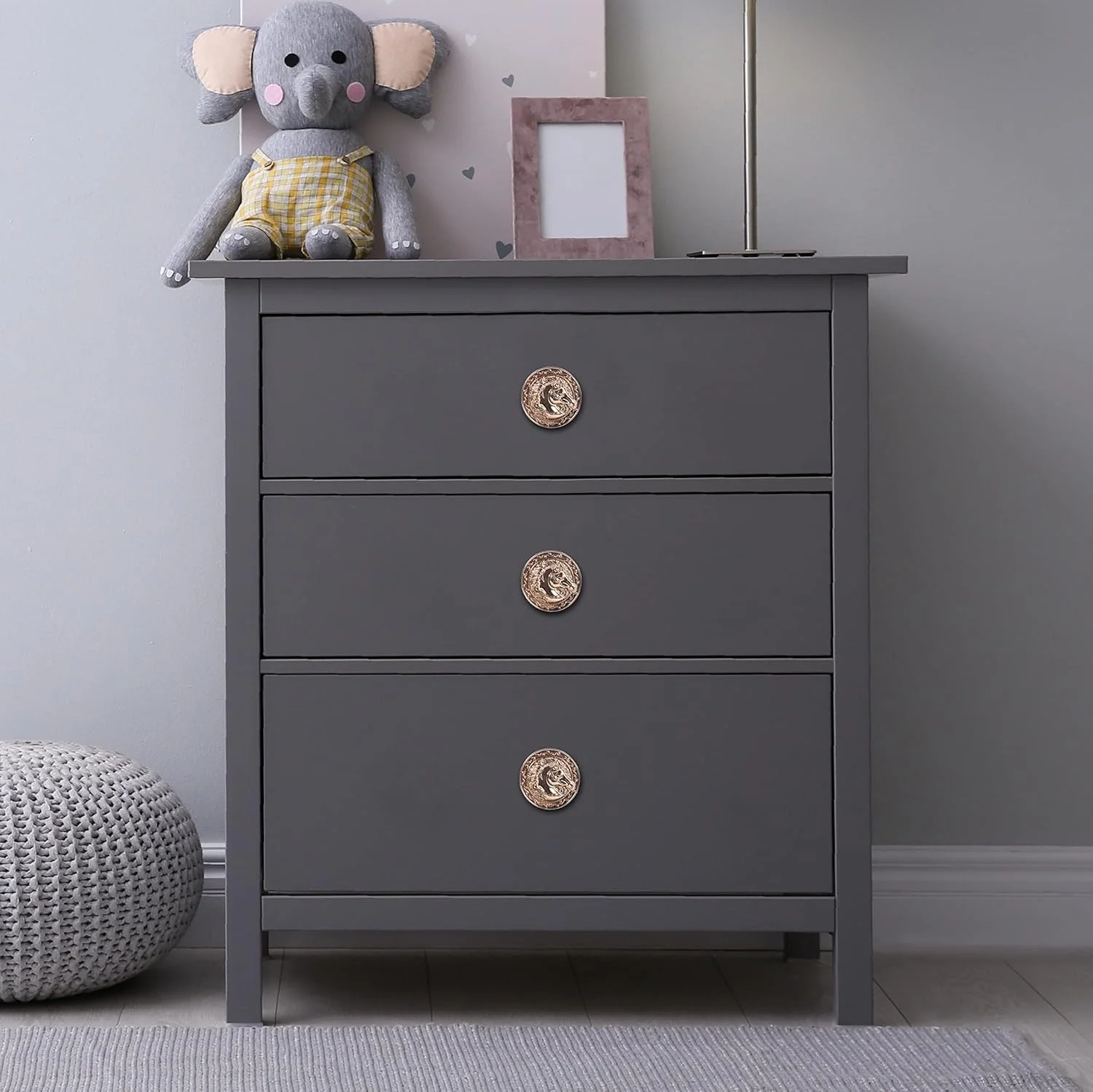 دستگیره کشو کابینت طرح سر اسب Plantex / دستگیره کابینت آشپزخانه / دستگیره برای کابینت و کشو / دستگیره و دکمه گرد - بسته 6 عددی (رزگلد) دستگیره کشو کابینت طرح سر اسب Plantex / دستگیره کابینت آشپزخانه / دستگیره برای کابینت و کشو / دستگیره و دکمه گرد - بسته 6 عددی (رزگلد)