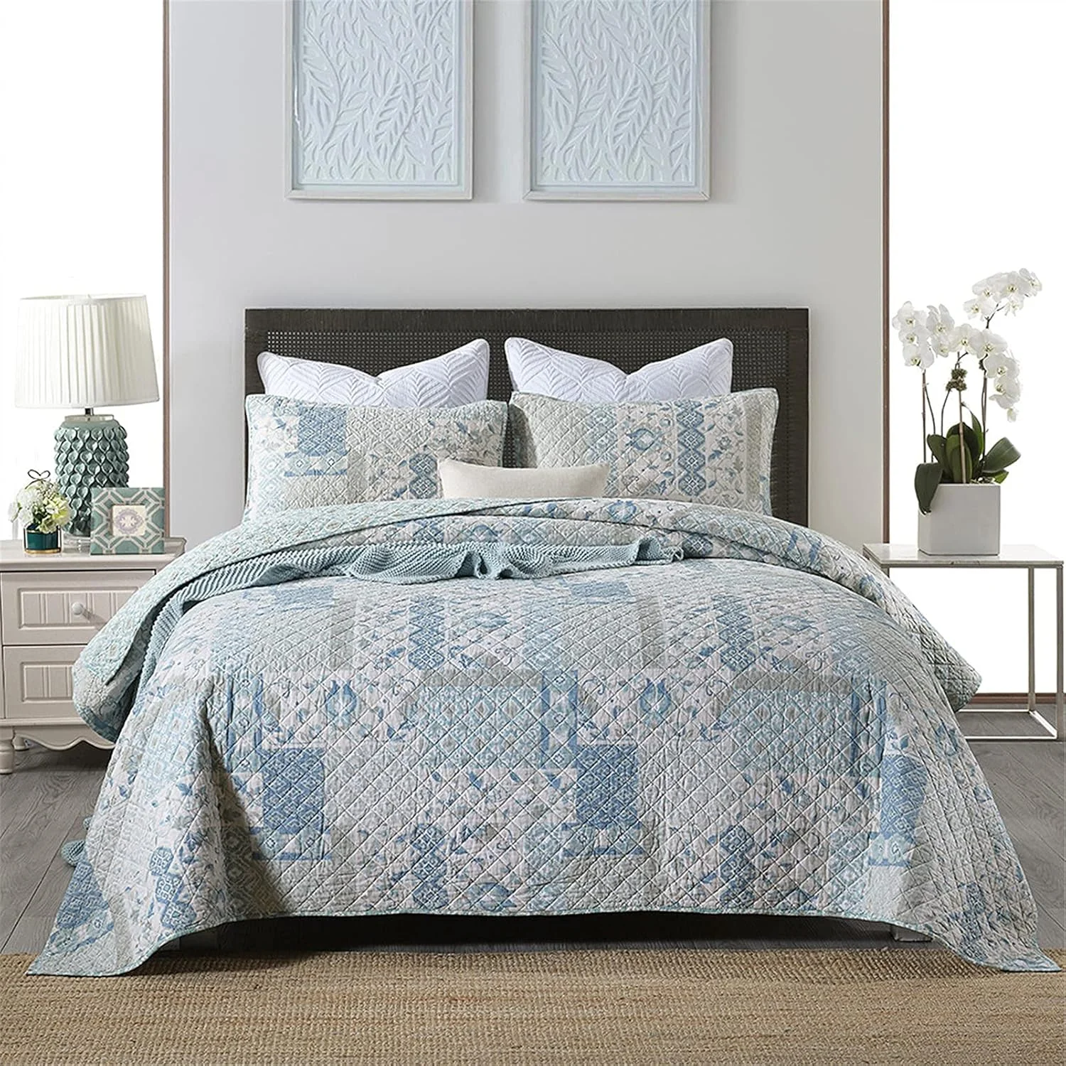 روتختی لحاف‌دوزی شده آبی روشن GBMULG طرح تکه دوزی سایز دو نفره و سوپر کینگ 230x250 سانتی متر، پنبه ای، طرح پروانه، گل و گیاه، لحاف روتختی، پتو به همراه روبالشتی