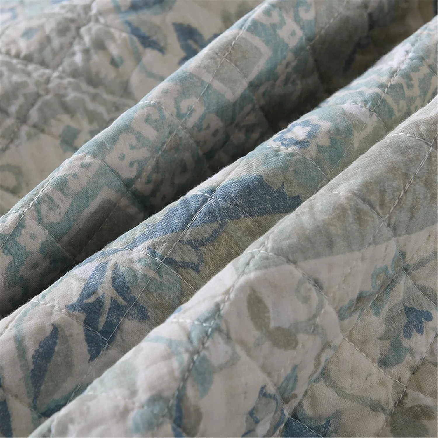 روتختی لحاف‌دوزی شده آبی روشن GBMULG طرح تکه دوزی سایز دو نفره و سوپر کینگ 230x250 سانتی متر، پنبه ای، طرح پروانه، گل و گیاه، لحاف روتختی، پتو به همراه روبالشتی