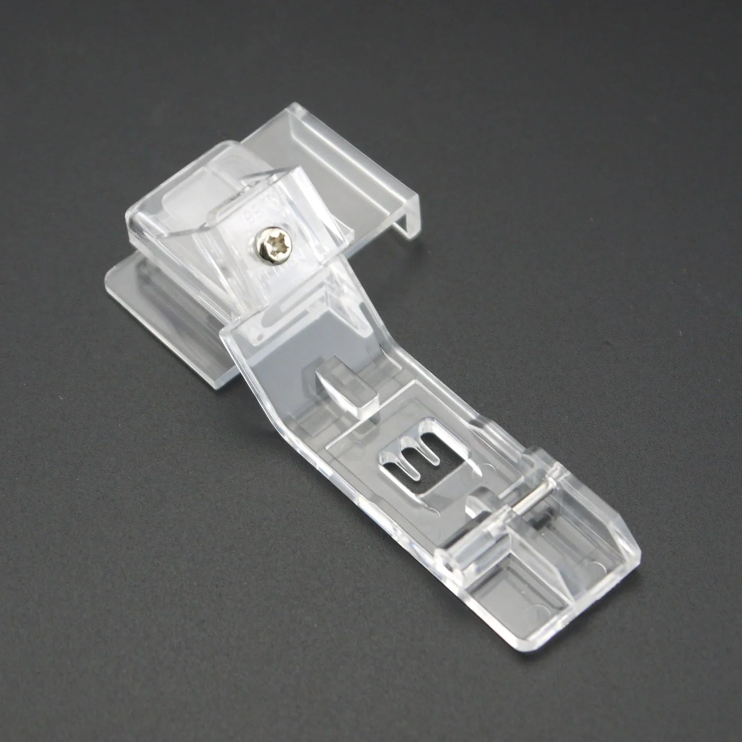 پایه لب تو (Flat Edge Lace Foot) مدل DreamStitch H10852 620097396 با اتصال آسان 412716545 (4127165-45) کیفیت OEM مناسب چرخ های Viking HUSKYLOCK 905,910,936# 412716545 پایه لب تو (Flat Edge Lace Foot) مدل DreamStitch H10852 620097396 با اتصال آسان 412716545 (4127165-45) کیفیت OEM مناسب چرخ های Viking HUSKYLOCK 905,910,936# 412716545