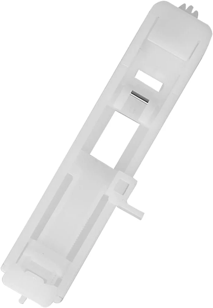 پایه جادکمه یک مرحله ای Haofy، ساخته شده از مواد با کیفیت، استفاده آسان، کاربرد گسترده، دارای دو انگشتی راهنما برای چرخ خیاطی، جایگزینی برای لوازم جانبی قدیمی چرخ خیاطی