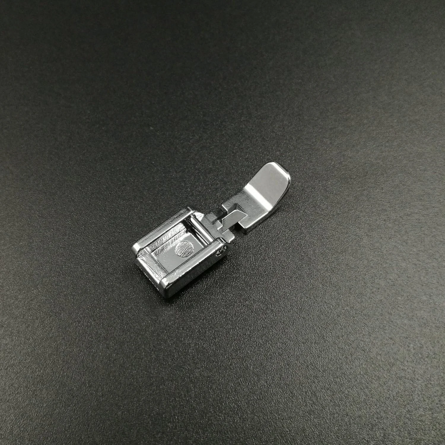 پایه زیپ دوزی Kalevel، مجموعه پایه های فشار دهنده زیپ چرخ خیاطی سازگار با Singer Brother Babylock White Juki New Home Simplicity Elna Husqvarna Bernina با ساق کوتاه پایه زیپ دوزی Kalevel، مجموعه پایه های فشار دهنده زیپ چرخ خیاطی سازگار با Singer Brother Babylock White Juki New Home Simplicity Elna Husqvarna Bernina با ساق کوتاه