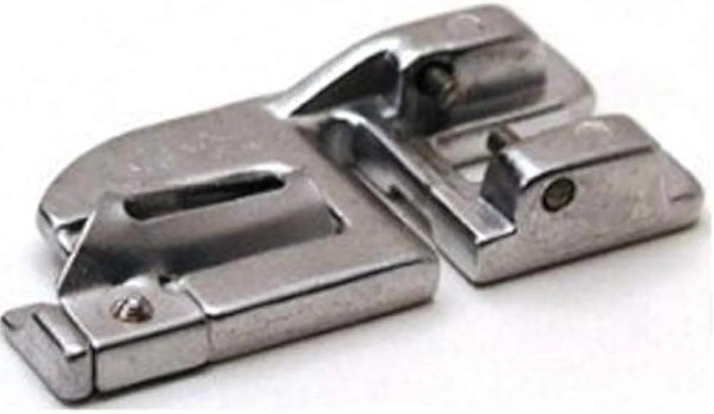 پایه لب تو 4 میلیمتری Sew-link برای چرخ خیاطی Pfaff مدلهای 2140 Creative, 2144 Creative, 2170 Creative پایه لب تو 4 میلیمتری Sew-link برای چرخ خیاطی Pfaff مدلهای 2140 Creative, 2144 Creative, 2170 Creative