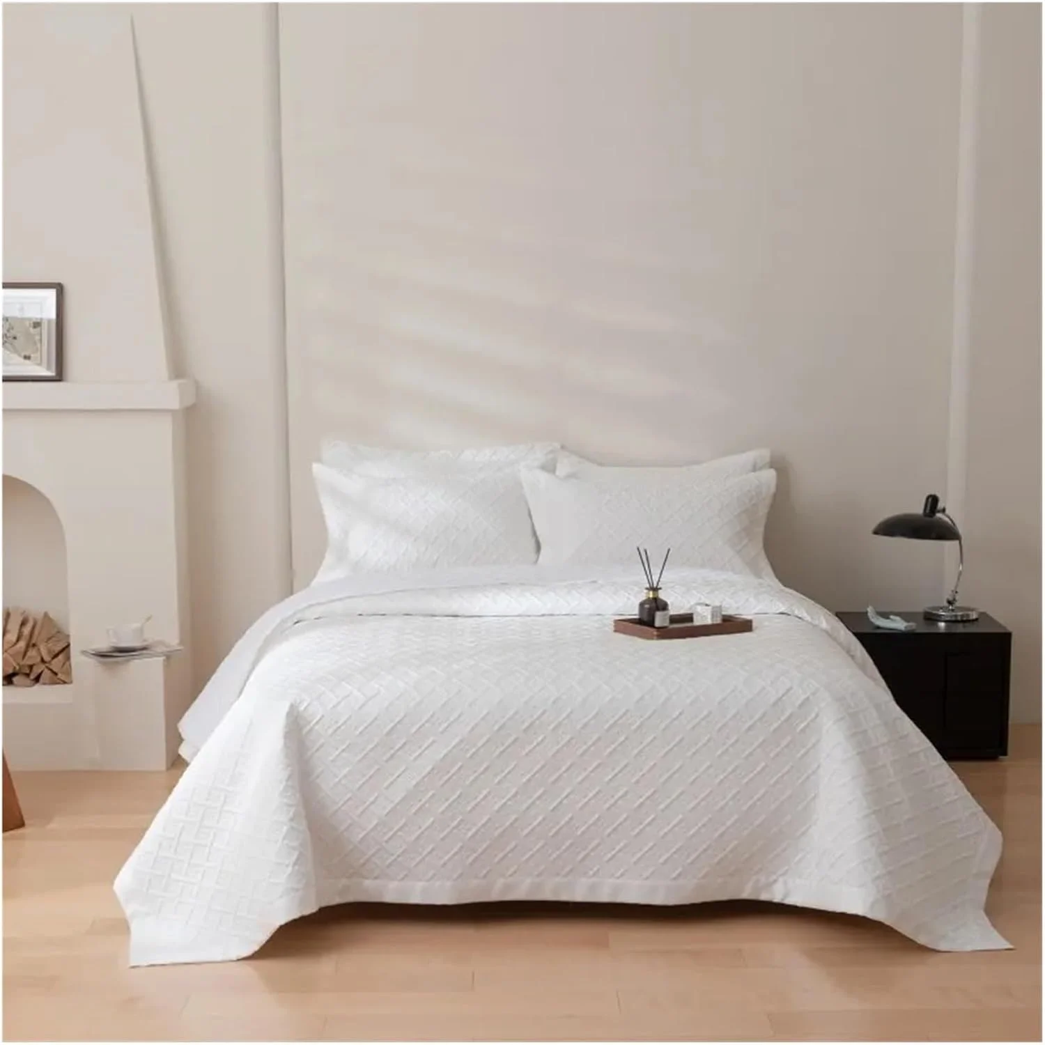 ست لحاف سه تکه تمکین، سایز کوئین و کینگ، 244x267 سانتی متر، جنس خنک کننده لایوسل، به همراه 2 روبالشتی، سفید، طرح دار، ست روتختی لوکس (سایز کوئین 4 تکه)