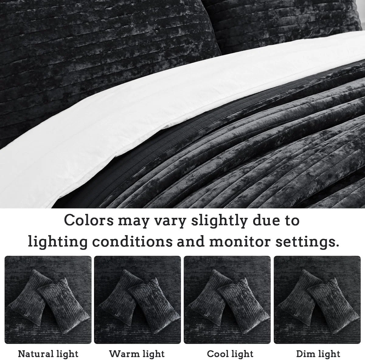 ست روتختی مخمل سه تکه لوکس سایز بزرگ کینگ کوکوپلوس، 270x300 سانتی متر، طرح راه راه، شامل روتختی و 2 روبالشتی 50x90 سانتی متر، فوق العاده نرم و مناسب تمام فصول، مشکی